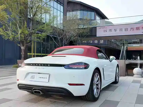 Porsche 718 2022