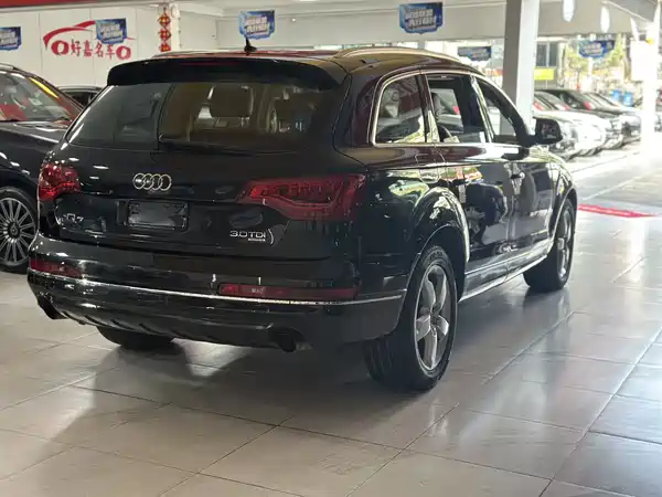 Audi Q7 2012