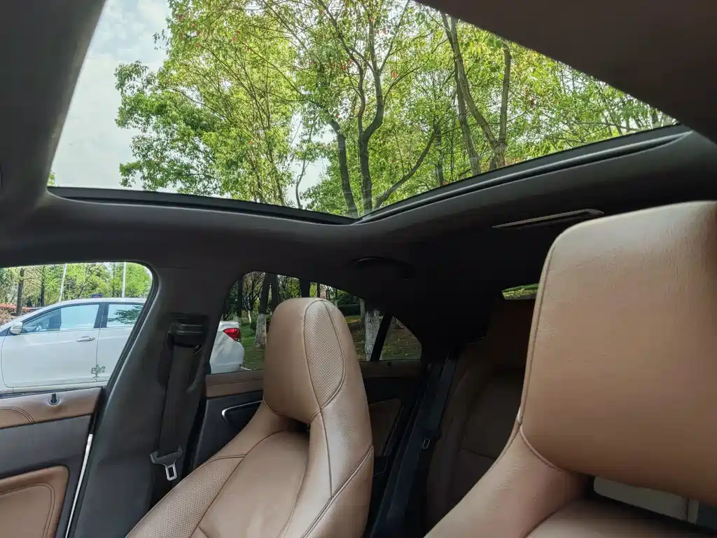 Mercedes-Benz CLA 2015 — фото 11