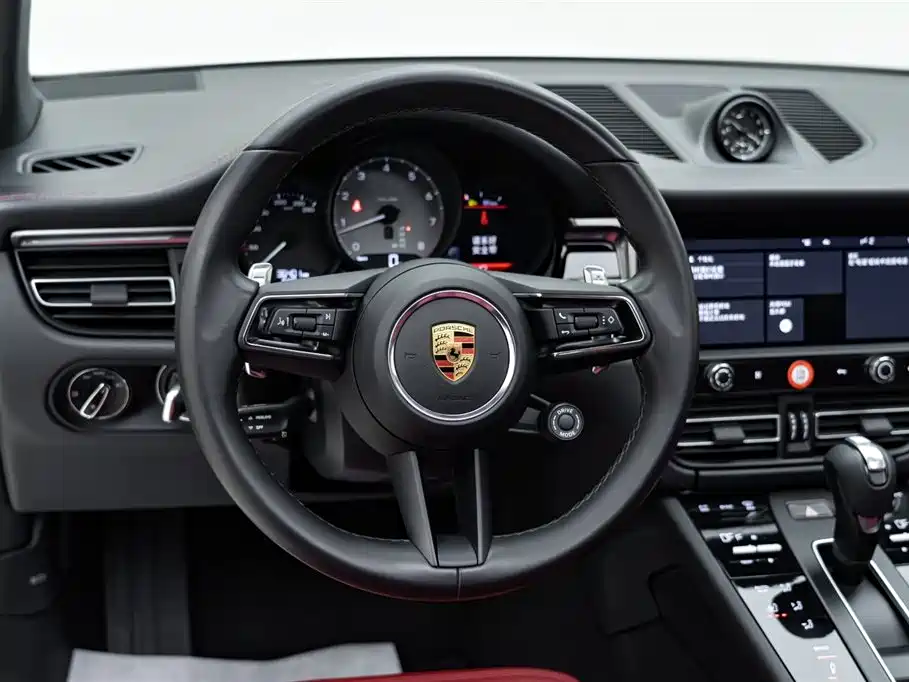 Porsche Macan 2022 — фото 12