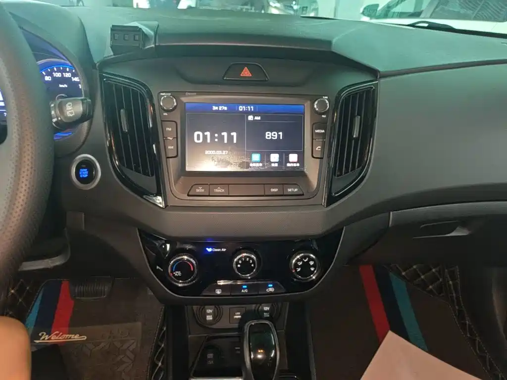 Hyundai ix25 2018 — фото 13