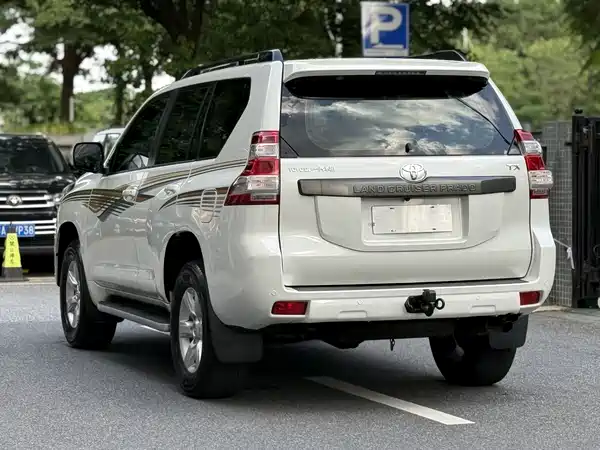Toyota Prado 2016