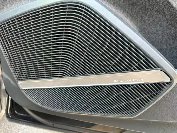 Audi Q5L 2023