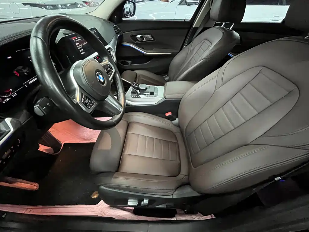 BMW 3 Series 2021