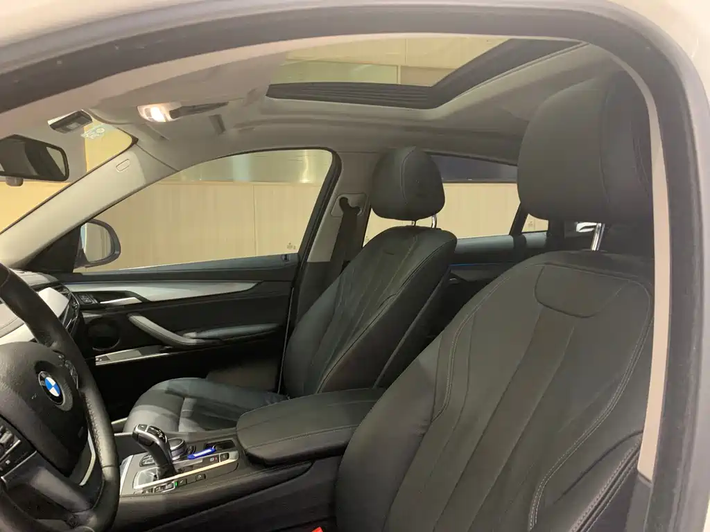 BMW X6 2018 — фото 14