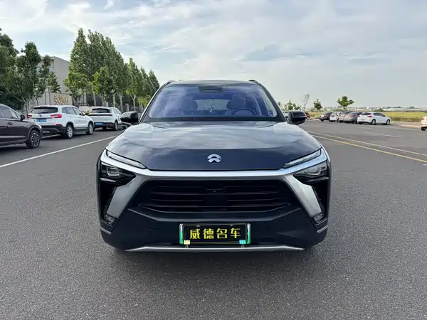 NIO ES8 2020