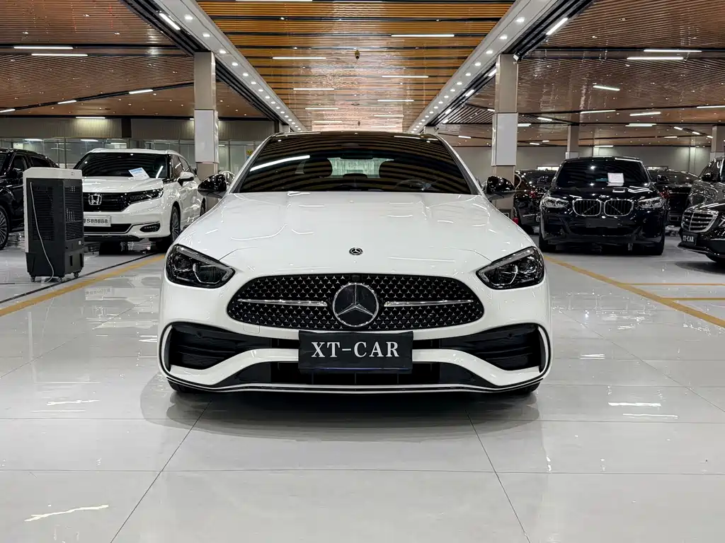 Mercedes-Benz C-Class 2021