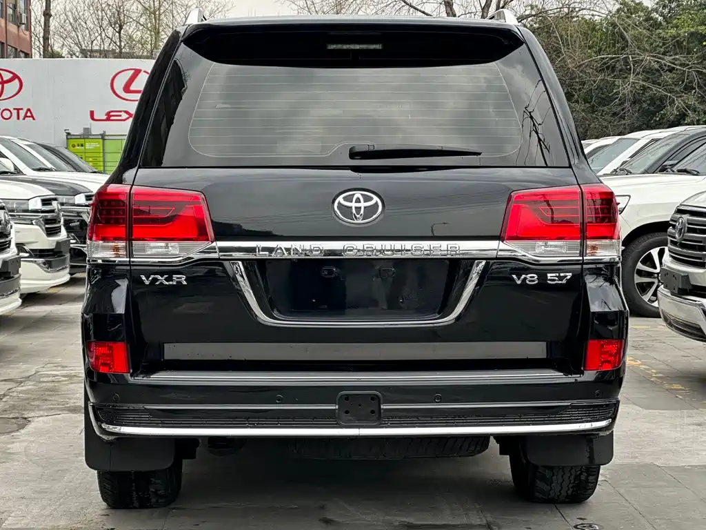 Toyota Land Cruiser 2020 — фото 5