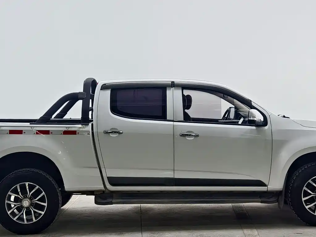 Isuzu TAGA Daga 2020 — фото 8