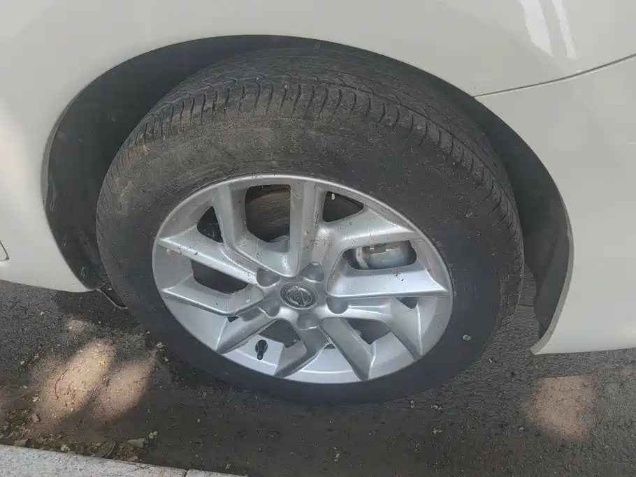 Nissan Tiida 2020