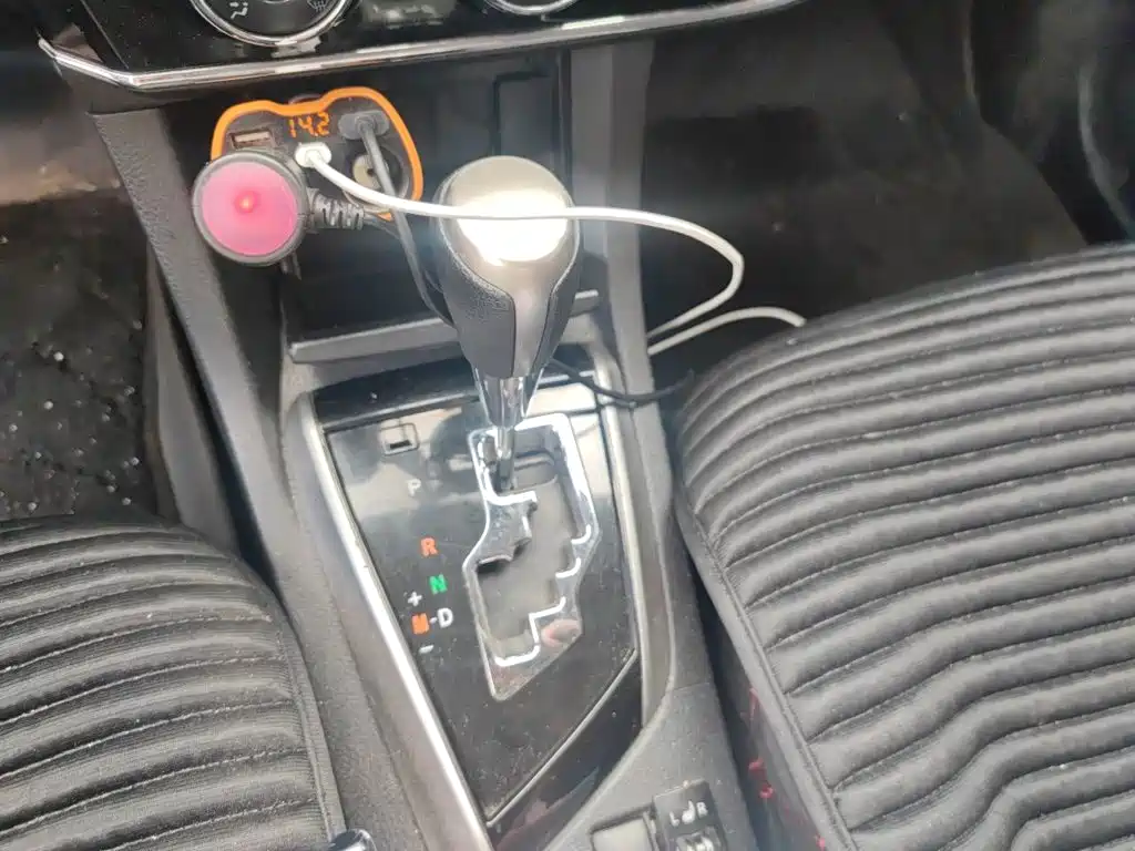 Toyota Corolla 2018 — фото 15