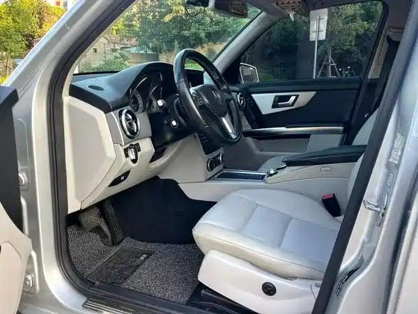 Mercedes-Benz GLK-Class 2013