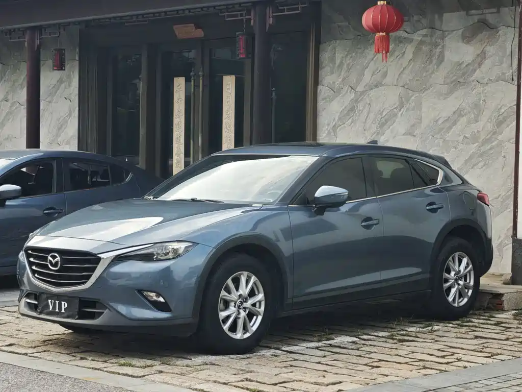 Mazda CX-4 2018 — фото 1