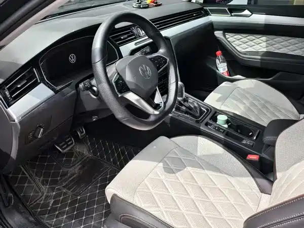 Volkswagen Magotan 2024