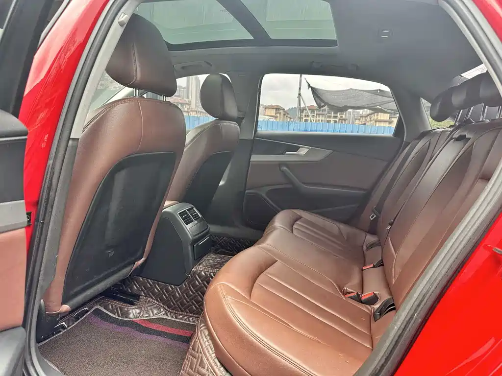 Audi A4L 2019