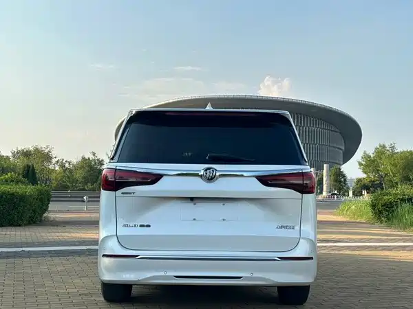 Buick GL8 2020