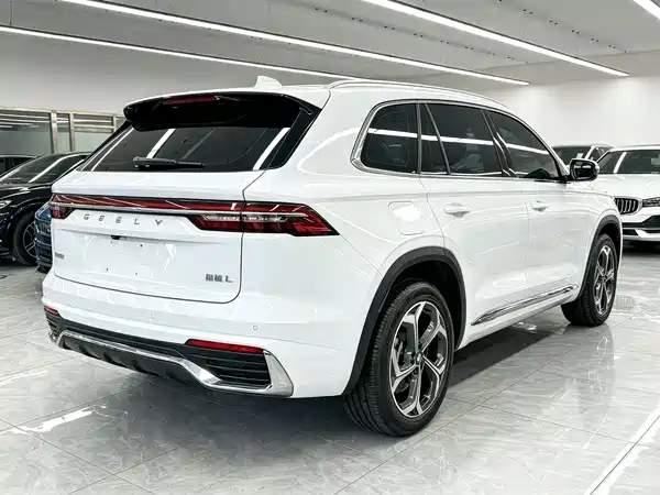 Geely Xingyue L 2025