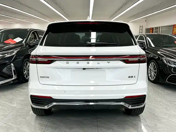 Geely Xingyue L 2025