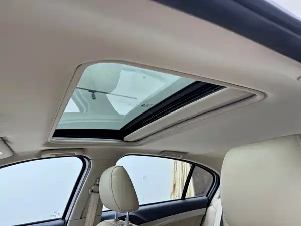 GAC Trumpchi GA5 2018