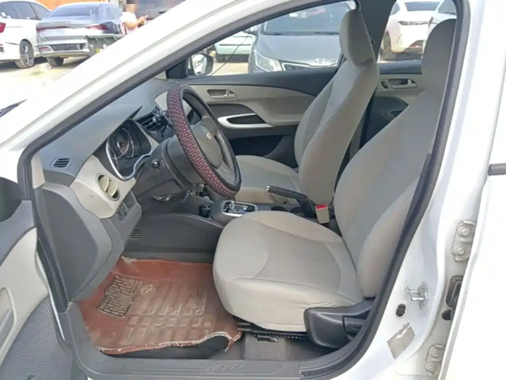 Chevrolet Sail 2016 — фото 15