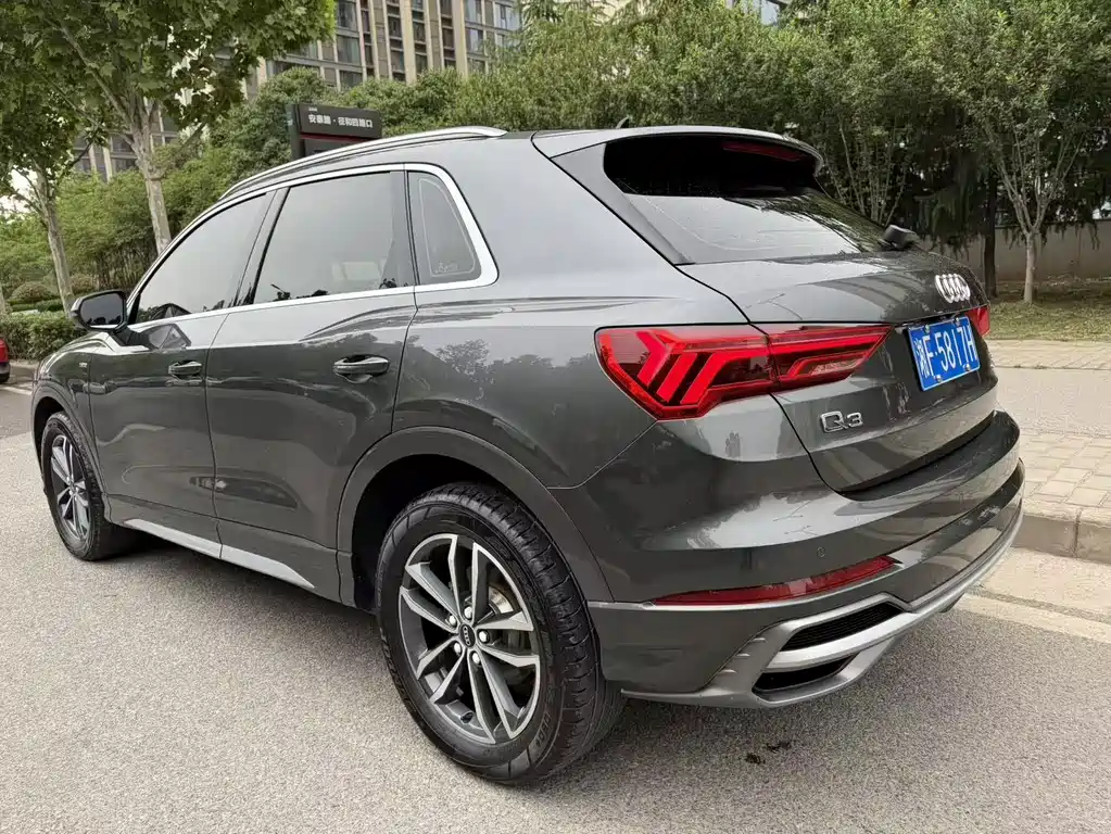 Audi Q3 2022 — фото 17