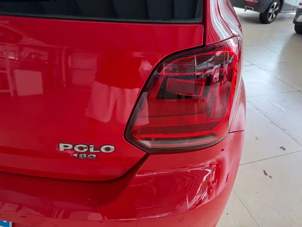 Volkswagen Polo 2016