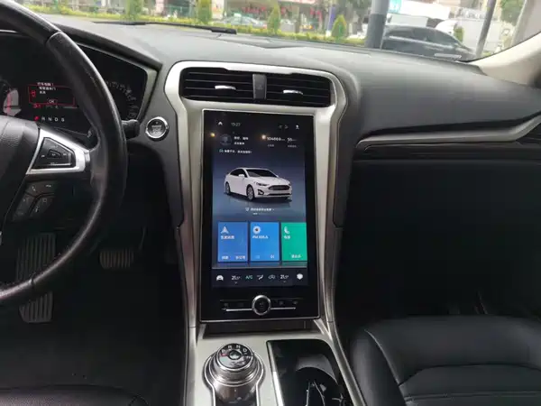 Ford Mondeo 2021