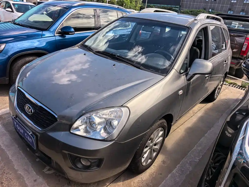 Kia Carens 2012