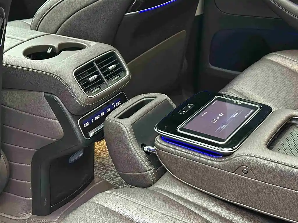 Mercedes-Benz GLS 2021 — фото 8