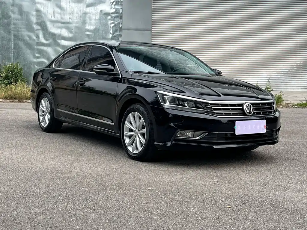 Volkswagen Passat 2018 — фото 8