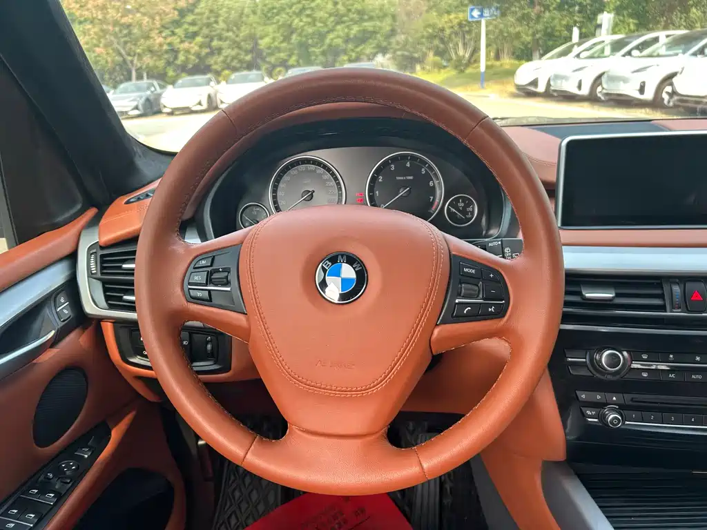 BMW X5 2020 — фото 14