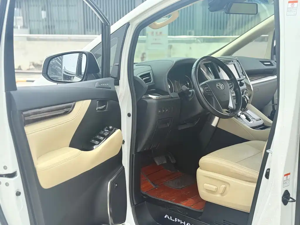 Toyota Alphard 2019 — фото 4