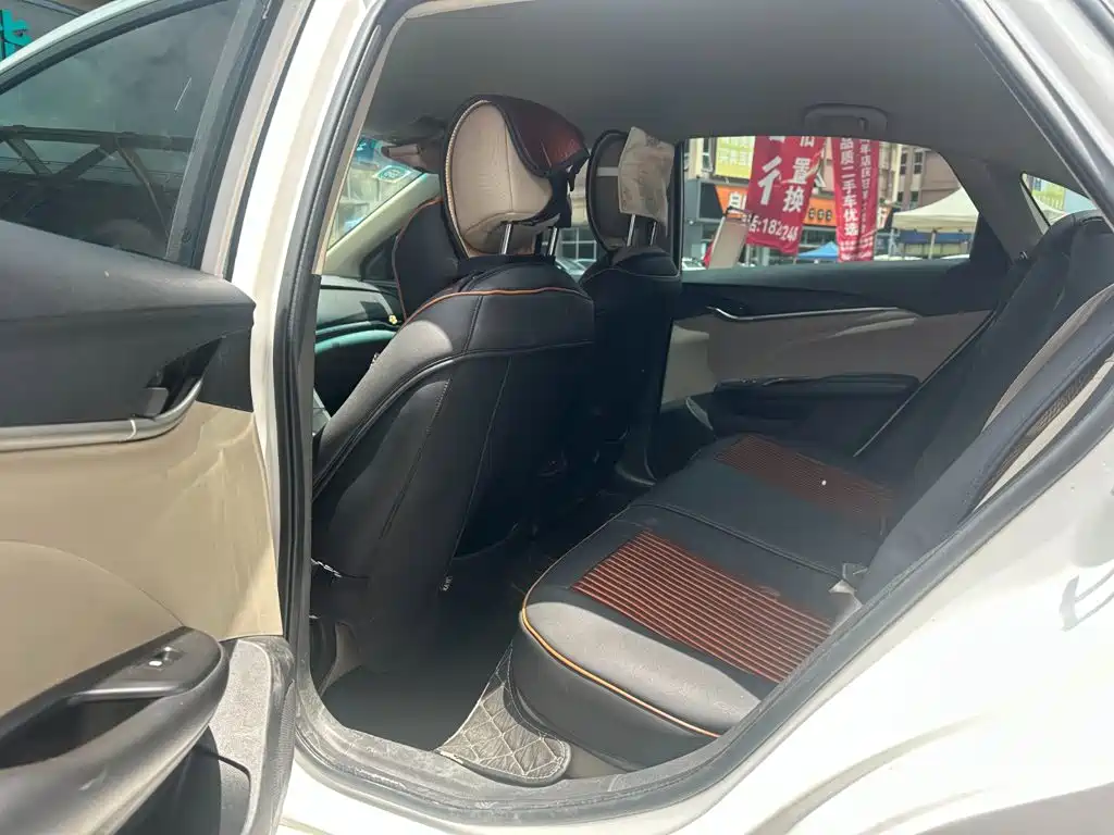 Buick Excelle GT 2015 — фото 9