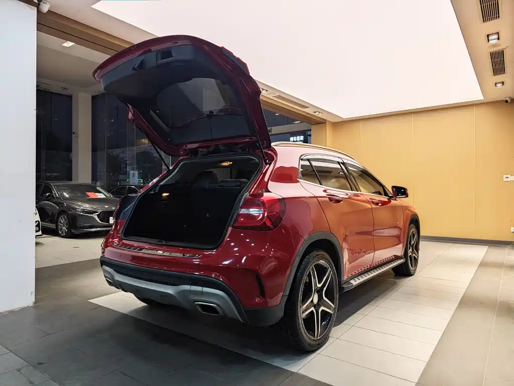 Mercedes-Benz GLA 2016 — фото 31