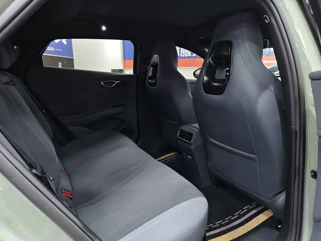BYD Seal 06GT 2025 — фото 9