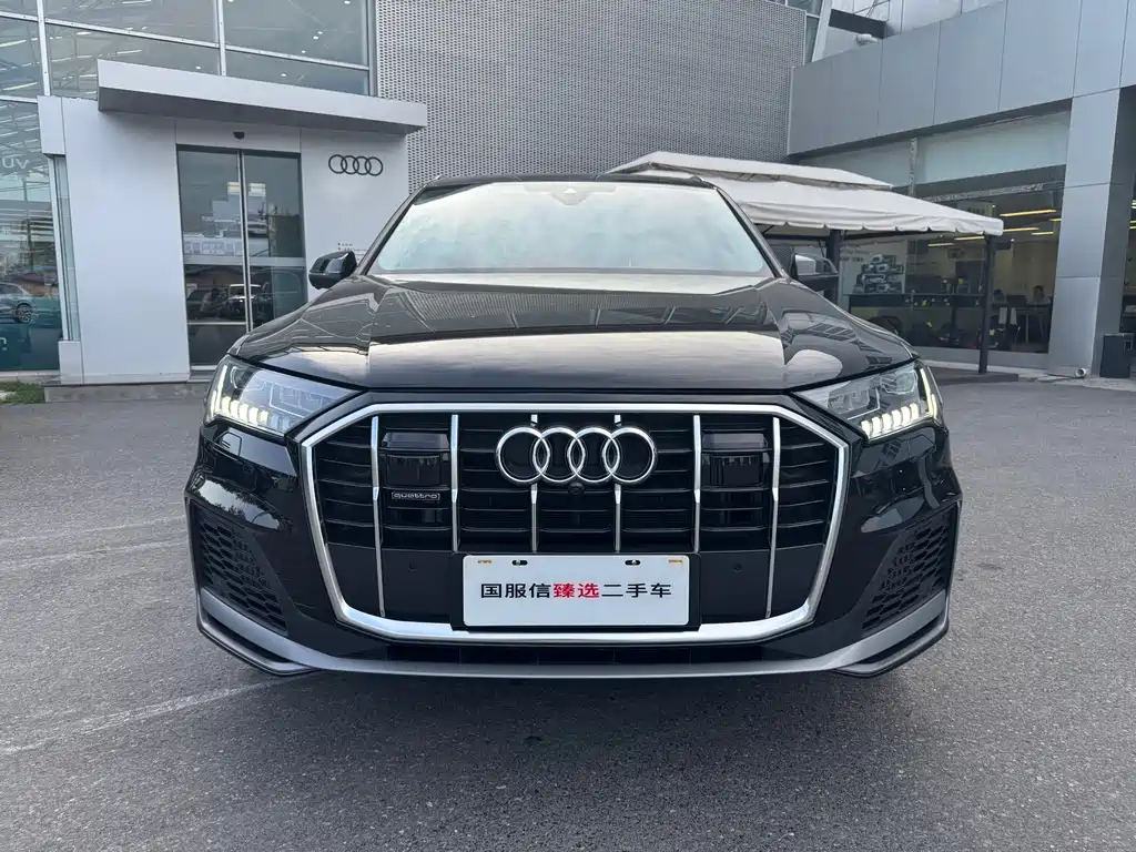 Audi Q7 2023 — фото 2