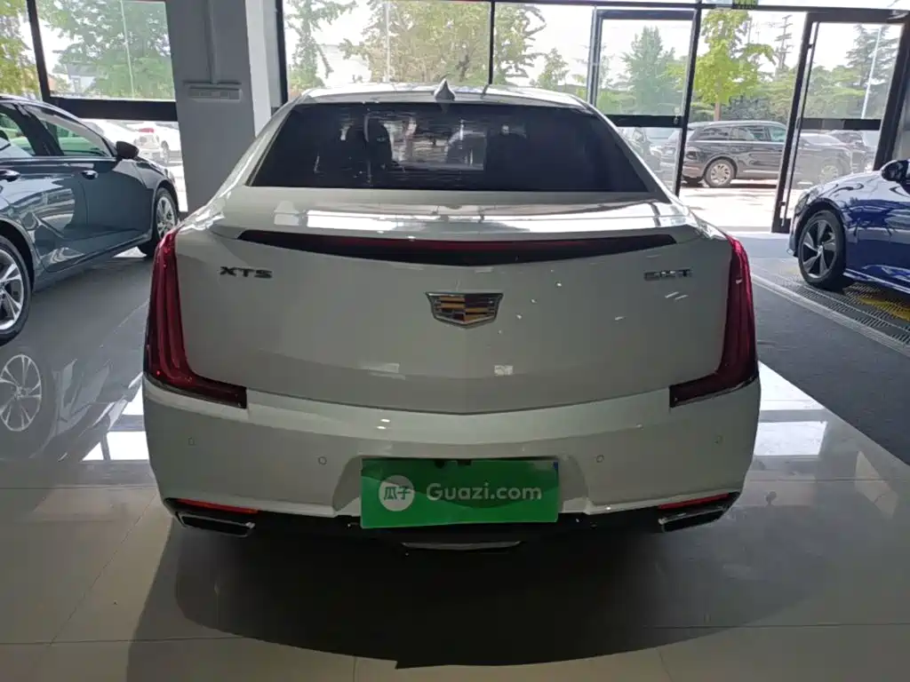 Cadillac XTS 2018 — фото 4