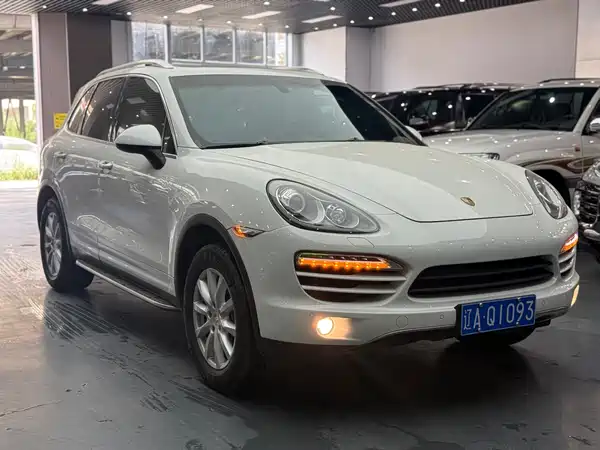 Porsche Cayenne 2012