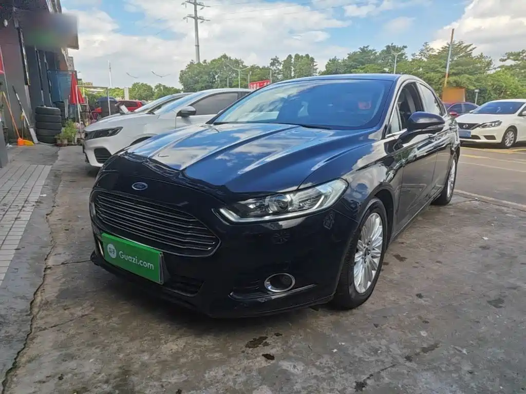Ford Mondeo 2015 — фото 2
