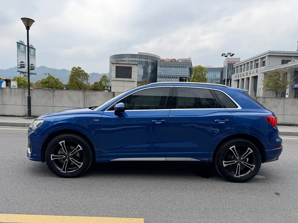 Audi Q3 2022