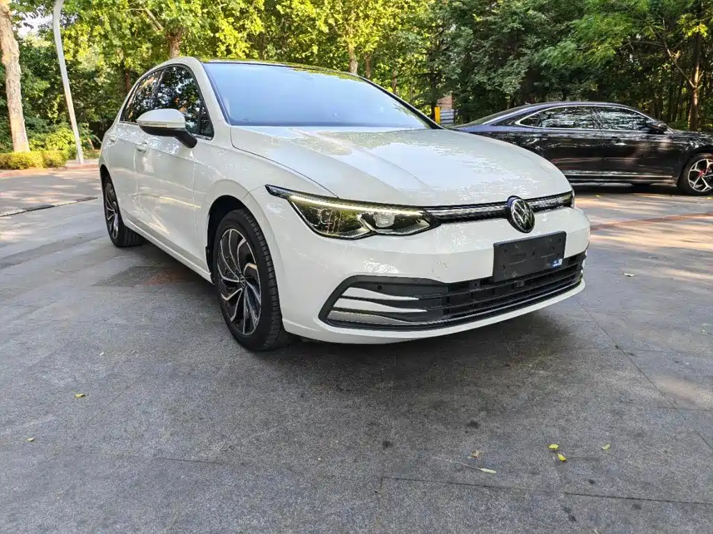Volkswagen Golf 2022