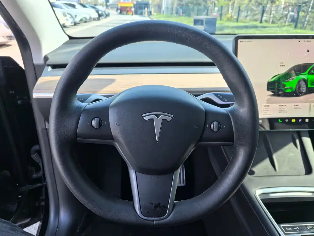 Tesla Model Y 2022 — фото 7