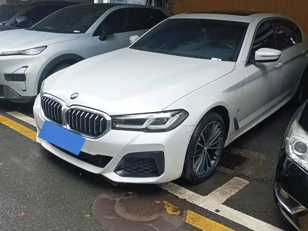 BMW 5 Series 2022