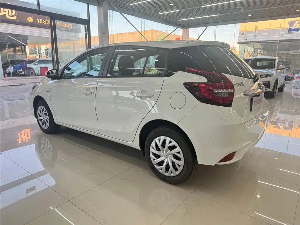 Toyota Vios FS 2023