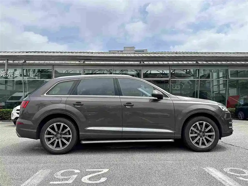 Audi Q7 2017