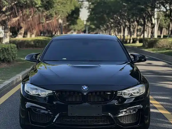 BMW M4 2015