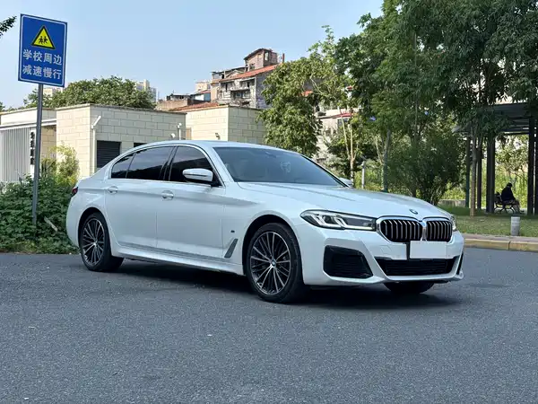 BMW 5 Series 2023