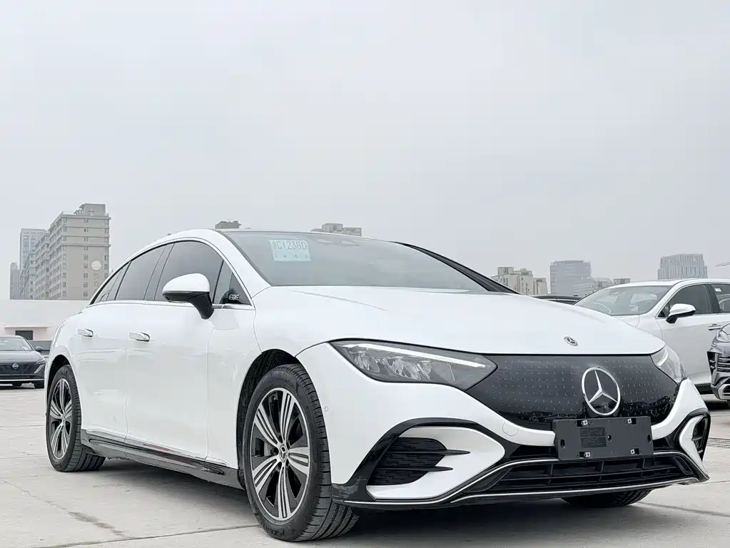 Mercedes-Benz EQE 2022 — фото 4