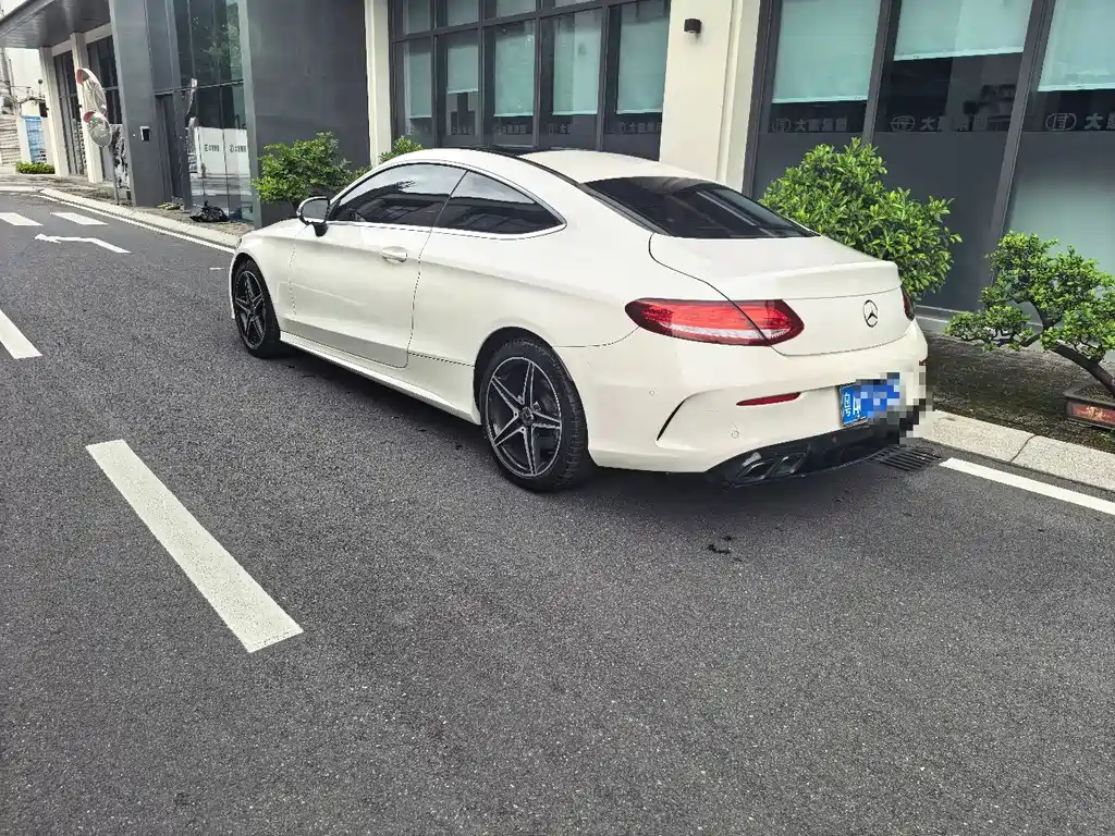 Mercedes-Benz C-Class 2018