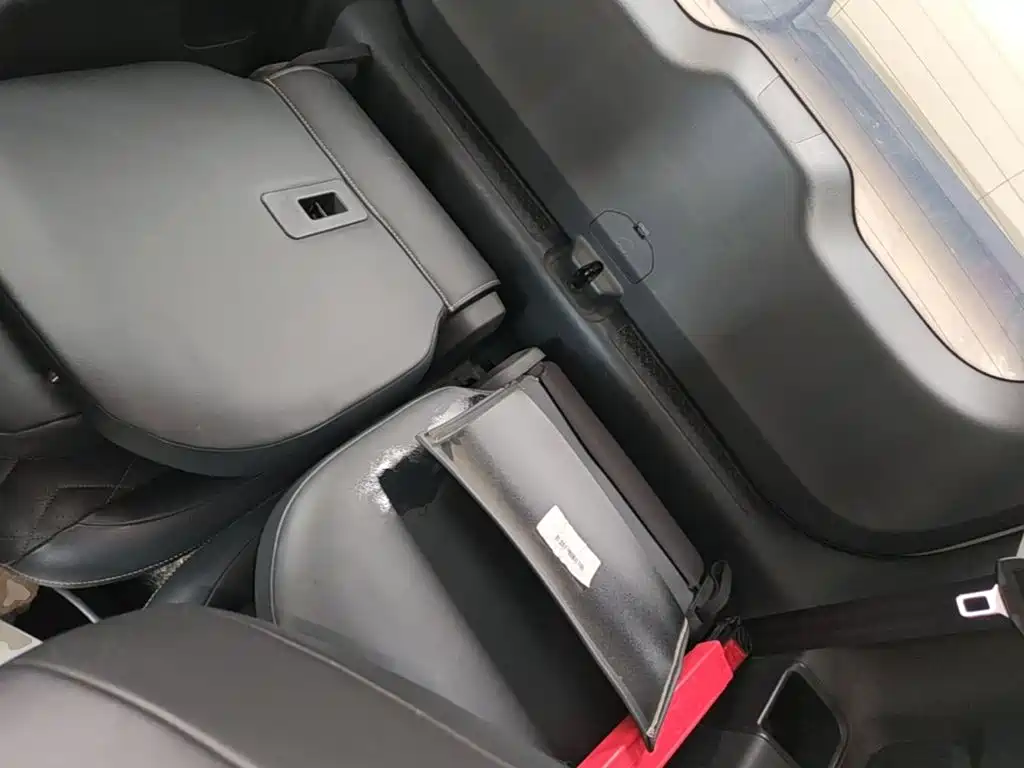 Baojun Kiwi EV 2022 — фото 17